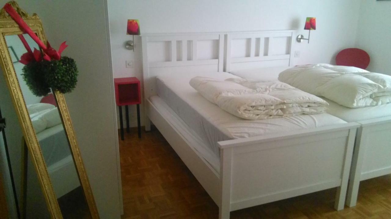 La Petite Fleur Apartment Enges Ngoại thất bức ảnh